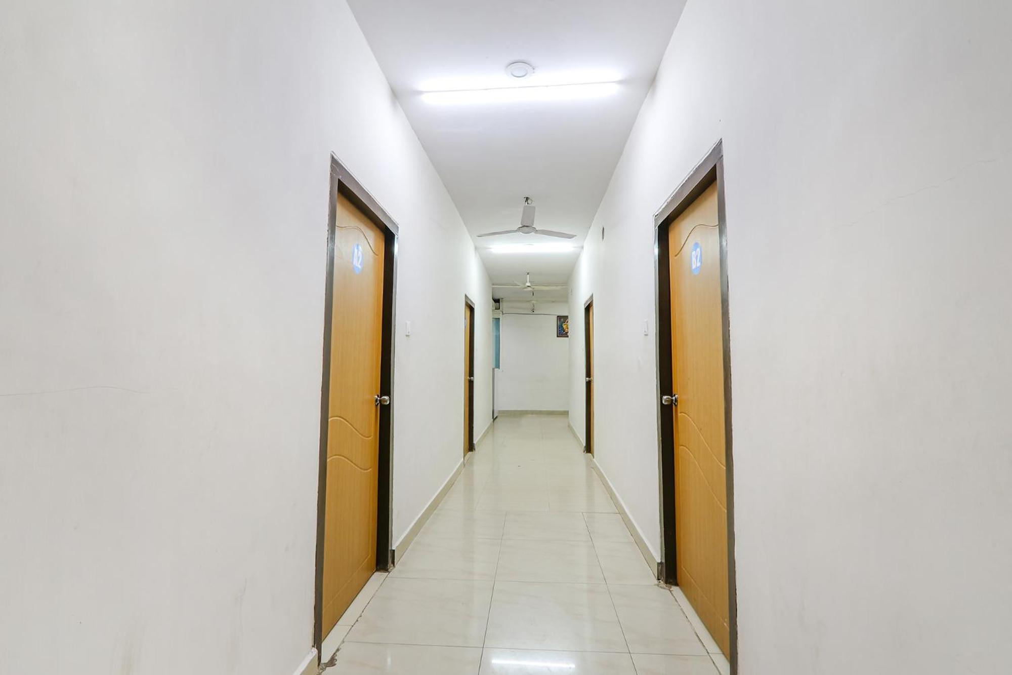 Fabexpress Korner Inn - Sivaji Park Βιζαχαπατνάμ Εξωτερικό φωτογραφία